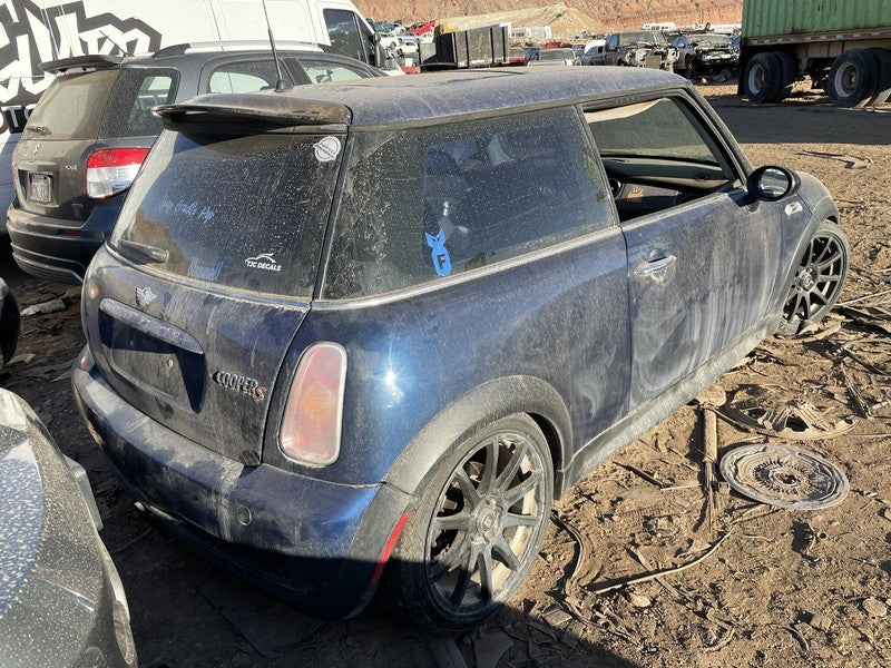 Used Right Headlight Assembly fits: 2003 Mini COOPER HT xenon HID Righ