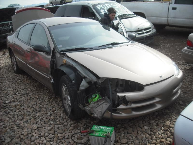 Used Wheel fits: 2001 Dodge Intrepid 16x7 aluminum US SE 10 small slot