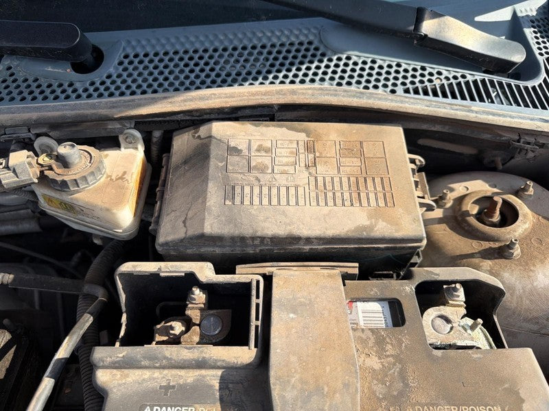 Used Fuse Box Engine fits: 2006 Ford Focus w/o fog lamps w/o cruise co