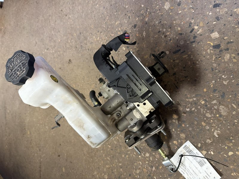 2016 HYUNDAI SONATA Power Brake Booster HYBRID ID#: 58500-E6080