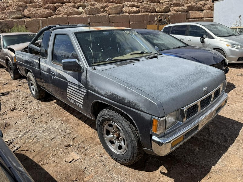 Used Air Cleaner Assembly fits: 1995 Nissan PICKUP 6 cylinder Grade A