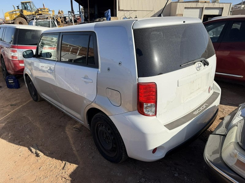 Used Front Left Door Assembly Front fits: 2014 Scion XB Front Left Gra