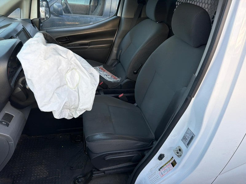 Used Front Left Seat Front fits: 2021 Nissan Nv200 bucket air bag manu