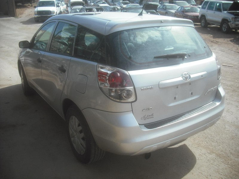 Used Rear Bumper Assembly Rear fits: 2005 Toyota Matrix w/o lower spoi
