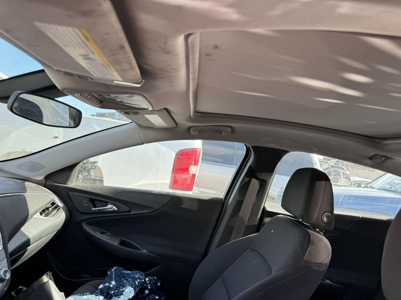 Used Left Outer Tail Light Assembly fits: 2019 Chevrolet Malibu quarte