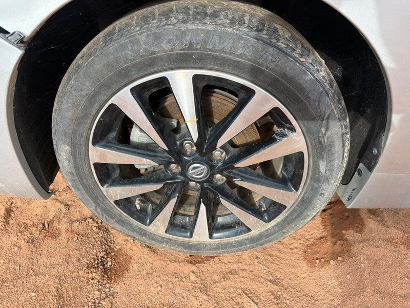 Used Wheel fits: 2018 Nissan Altima 17x7-1/2 alloy Grade A