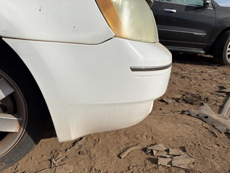 Used Front Bumper Assembly Front fits: 2006 Ford Five hundred w/o fog 