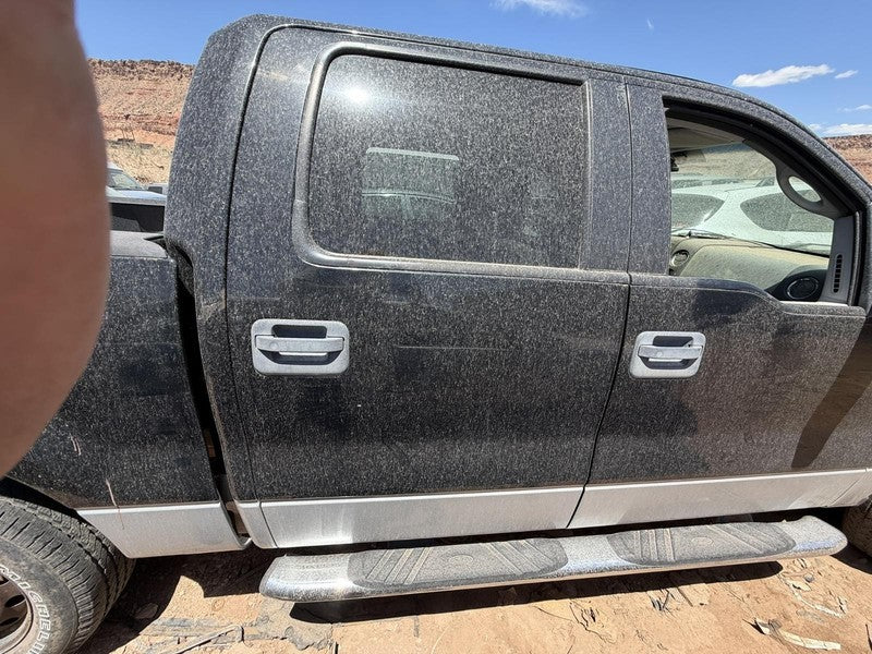 Used Rear Right Door Assembly Rear Side fits: 2008 Ford F150 PICKUP Cr