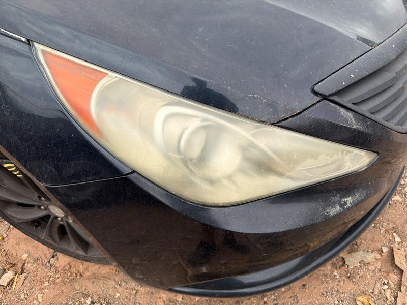 Used Right Headlight Assembly fits: 2011 Hyundai Sonata Limited R. Rig