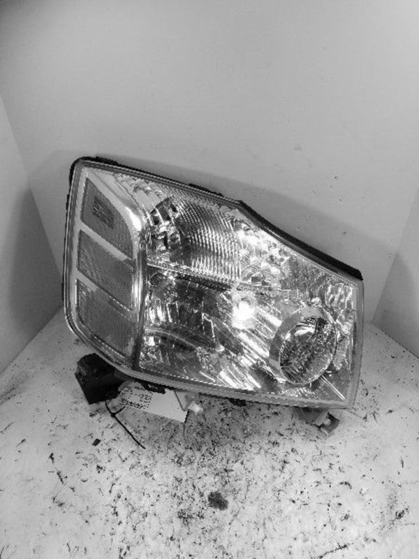 Used Right Headlight Assembly fits: 2005 Nissan Armada Right Grade A