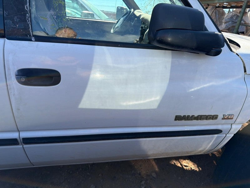 Used Front Right Door Assembly Front fits: 1999 Dodge 1500 PICKUP Quad