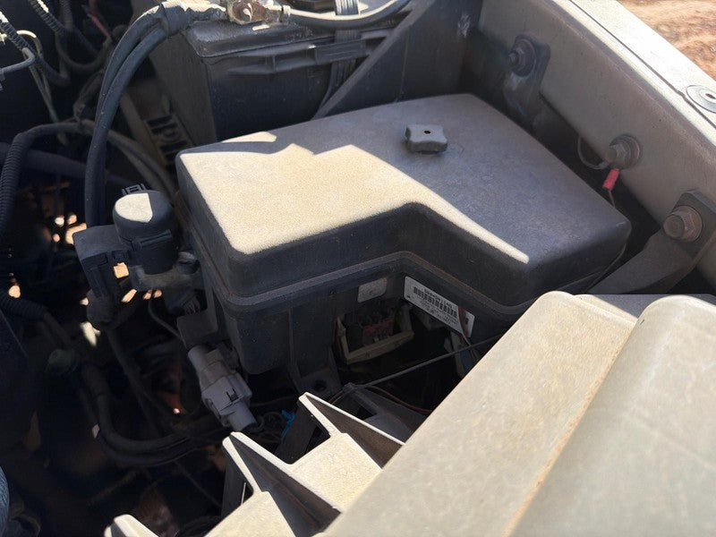 Used Fuse Box Engine fits: 2002 Dodge 1500 PICKUP 4.7 Grade A