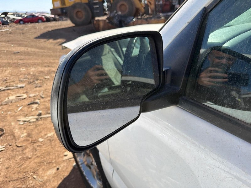 Used Left Door Mirror fits: 2006 Chevrolet Suburban 1500 Power w/o int