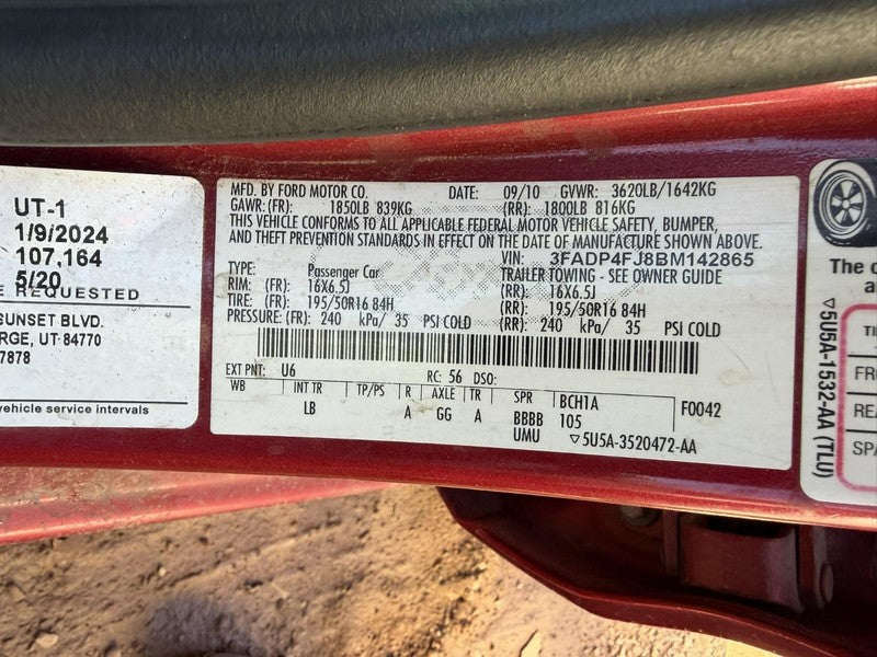 Used Air Cleaner Assembly fits: 2011 Ford Fiesta AT Grade A