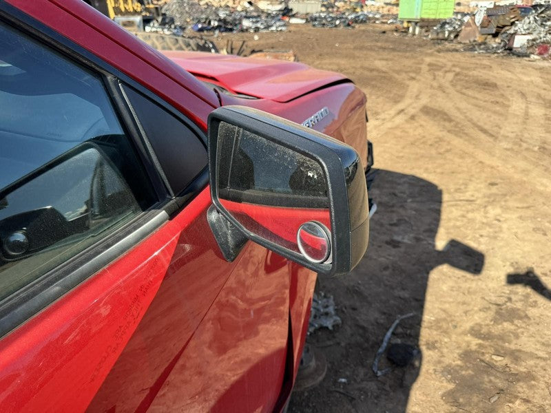 Used Rear Left Door Assembly Rear Side fits: 2019 Chevrolet Silverado 