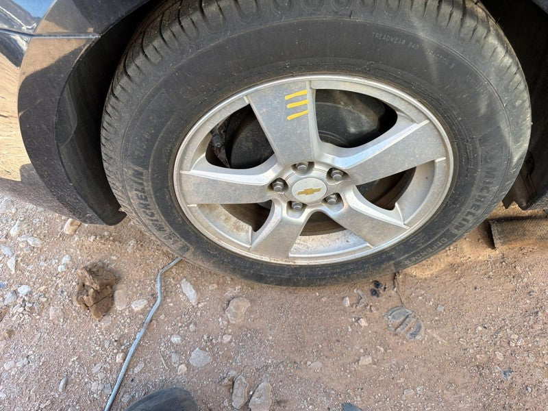 Used Wheel fits: 2011 Chevrolet Cruze 16x6-1/2 aluminum 5 single spoke