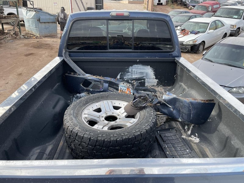 Used Wheel fits: 2007 Ford F350SD PICKUP 20x8 H-D edition package Grad