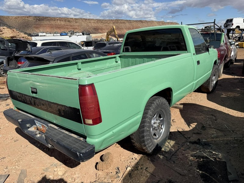 Used Differential Carrier Assembly fits: 1993 Chevrolet 1500 PICKUP Fr