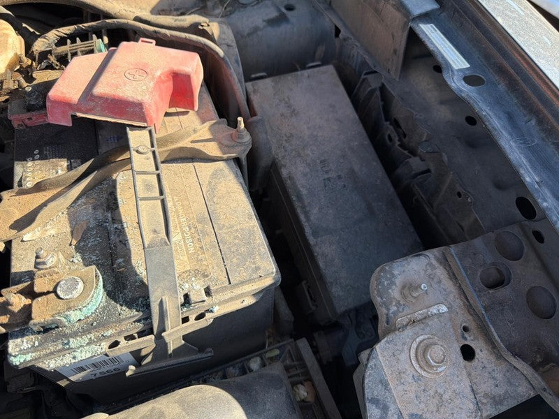 Used Fuse Box Engine fits: 2015 Ford Flex  Grade A
