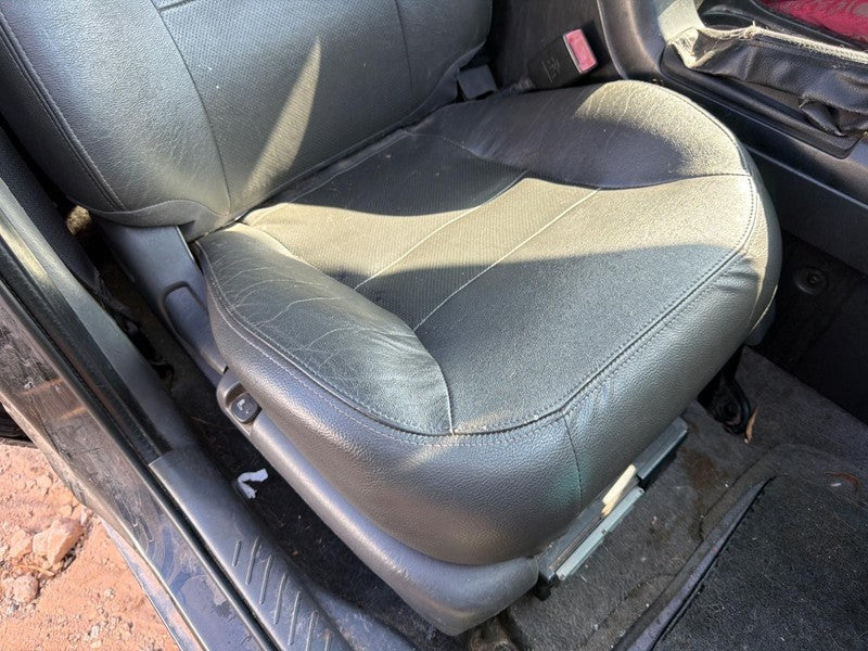 Used Front Right Seat Front fits: 2007 Ford Escape bucket w/air bag ma
