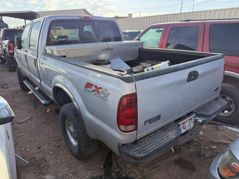 Used Air Cleaner Assembly fits: 2004 Ford F350SD PICKUP 6.0L diesel Gr