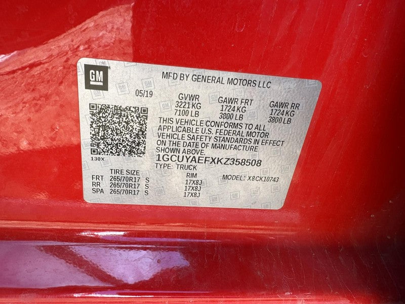 Used Rear Left Door Assembly Rear Side fits: 2019 Chevrolet Silverado 