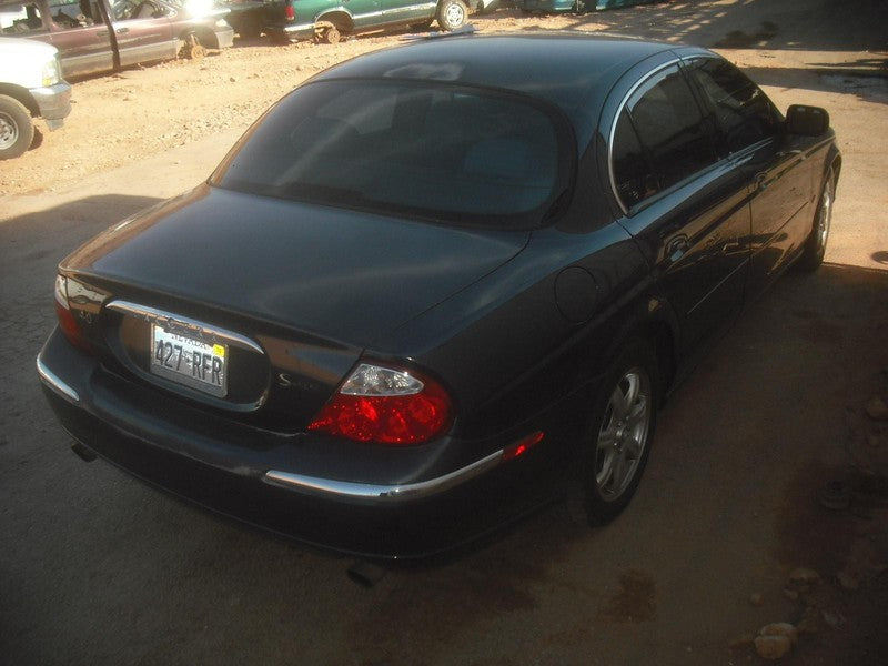 Used Front Bumper Assembly Front fits: 2000 Jaguar S type w/o headlamp