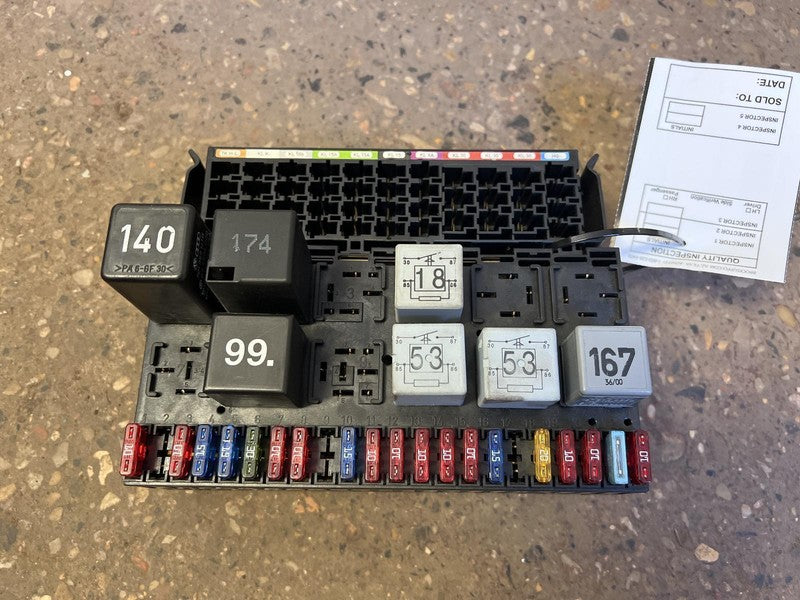 2001 VOLKSWAGEN EUROVAN Engine Fuse Box ENGINE ID AXK
